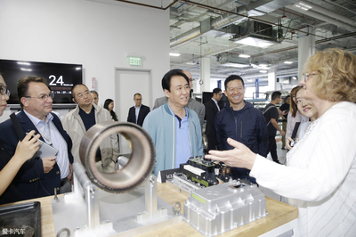 董明珠、許家印、李斌的造車之路 互聯網銷售視角下的未來之爭